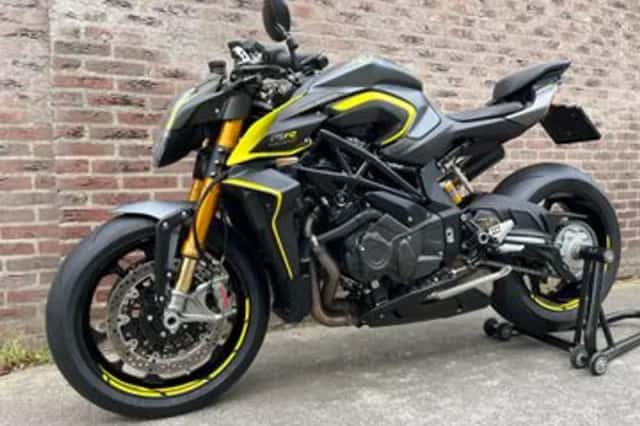 MV Agusta Brutale 1000RR (2022) thumbnail 2