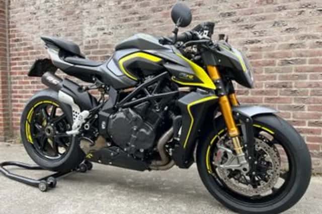 MV Agusta Brutale 1000RR (2022) thumbnail 3
