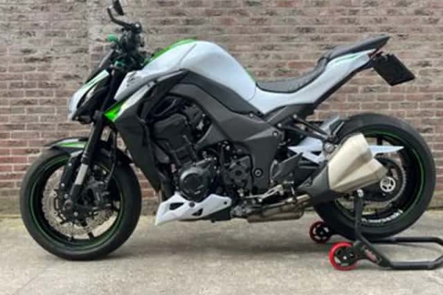 Kawasaki Z1000 (2016) thumbnail 1