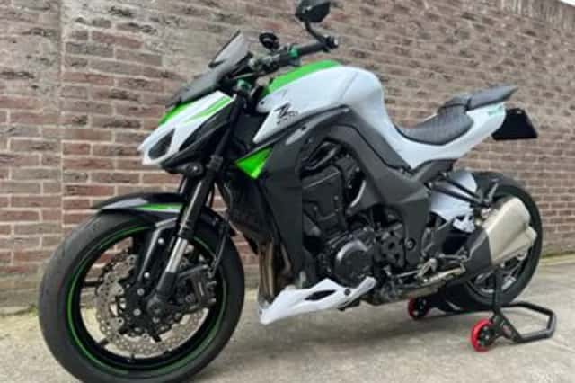 Kawasaki Z1000 (2016) thumbnail 2