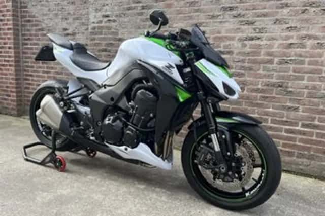 Kawasaki Z1000 (2016) thumbnail 3