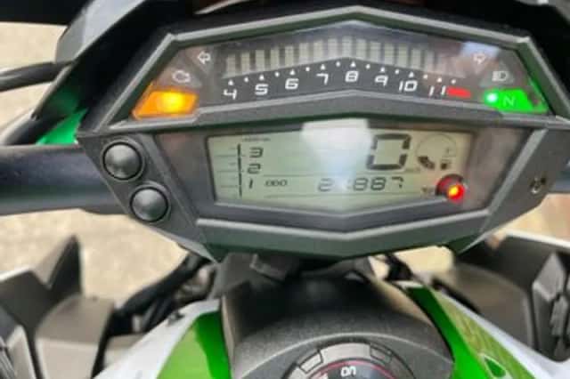 Kawasaki Z1000 (2016) thumbnail 6