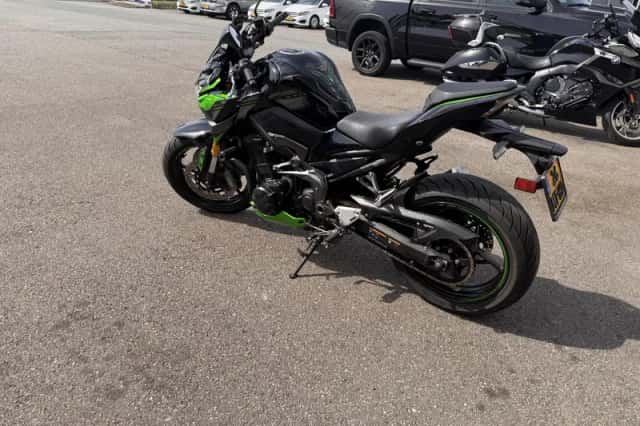 Kawasaki Z 900 se (2023) thumbnail 5