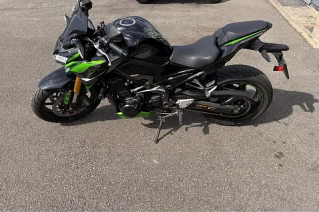 Kawasaki Z 900 se (2023) thumbnail 6