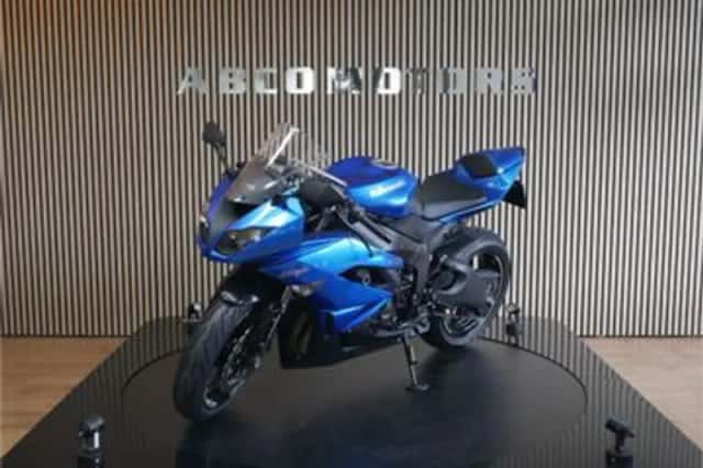 Kawasaki Ninja (2009) thumbnail 4