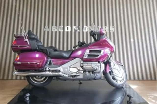 Honda GL 1800 Goldwing (2004) thumbnail 1