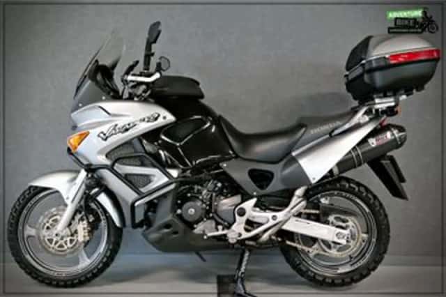 Honda XL 1000 V VARADERO (2003) thumbnail 1