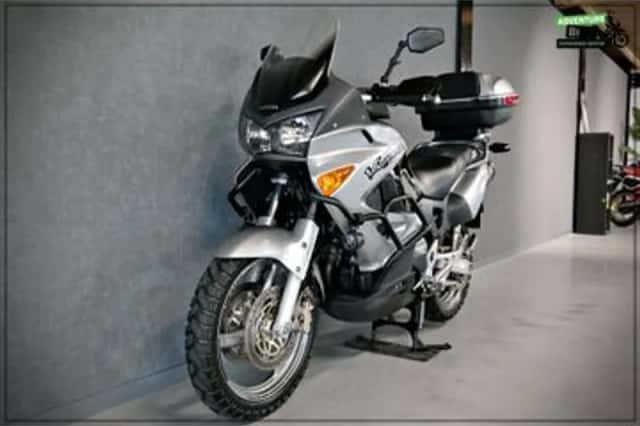 Honda XL 1000 V VARADERO (2003) thumbnail 2