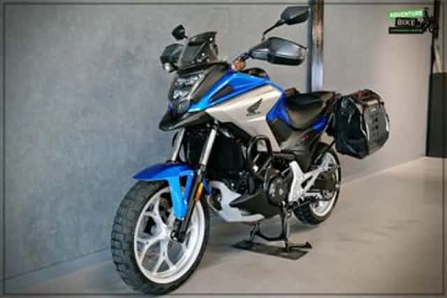 Honda NC750X (2017) thumbnail 2