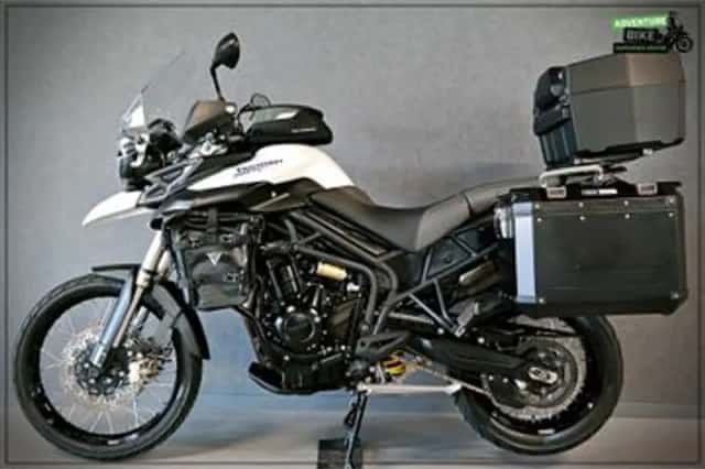 Triumph Tiger 800 XC (2011) thumbnail 1