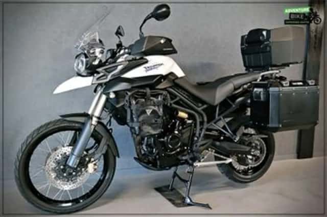Triumph Tiger 800 XC (2011) thumbnail 3