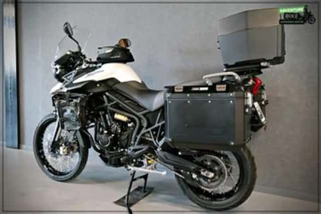 Triumph Tiger 800 XC (2011) thumbnail 4