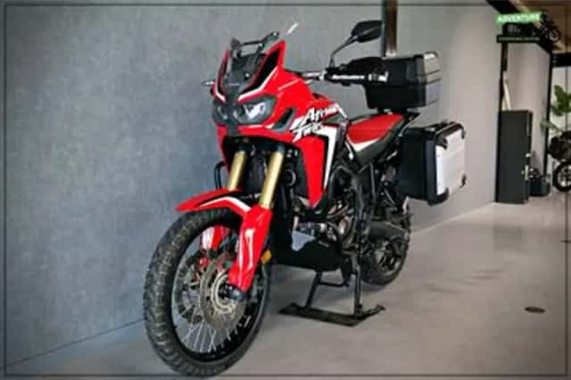 Honda CRF 1000 L Africa Twin (2016) thumbnail 2