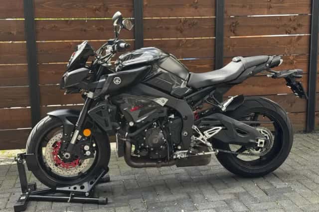 Yamaha MT-10 (2017) thumbnail 6
