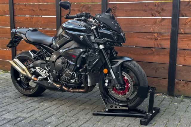Yamaha MT-10 (2018) thumbnail 4