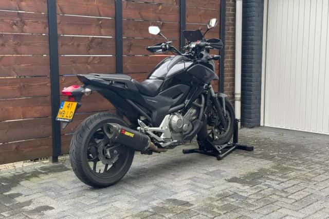 Honda NC700X (2012) thumbnail 6