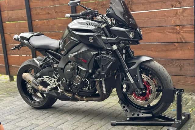 Yamaha MT-10 (2017) thumbnail 3