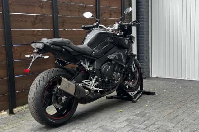 Yamaha MT-10 (2016) thumbnail 6