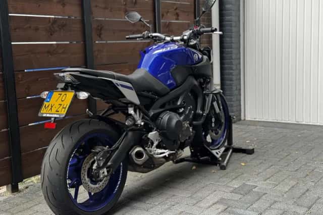 Yamaha MT-09 (0) thumbnail 5