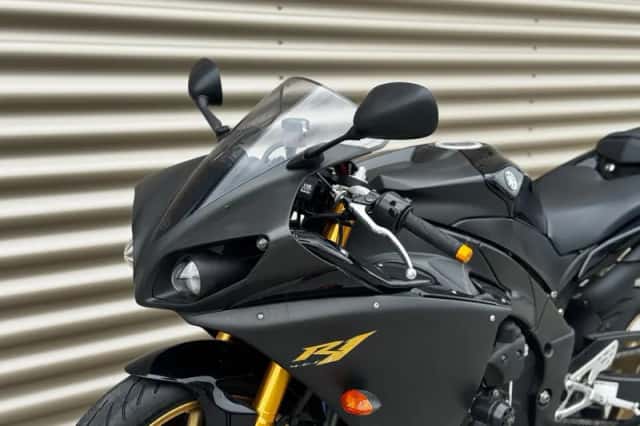 Yamaha YZF-R1 (2009) thumbnail 6