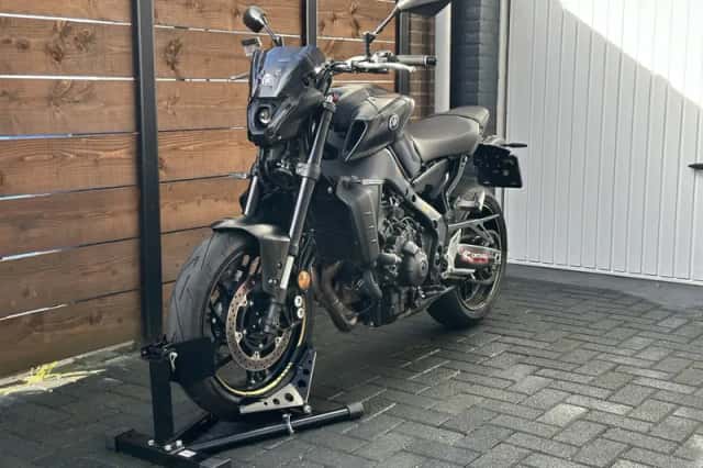 Yamaha MT-09 (2021) thumbnail 2
