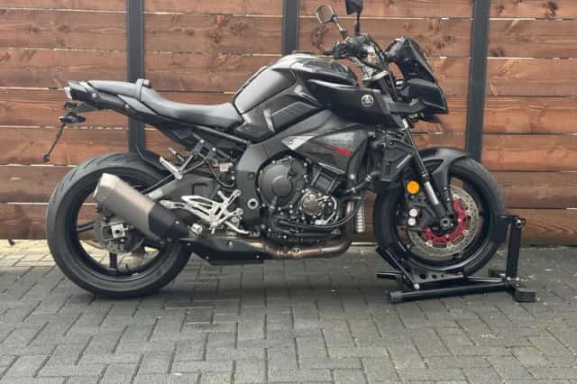 Yamaha MT-10 (2017) thumbnail 3