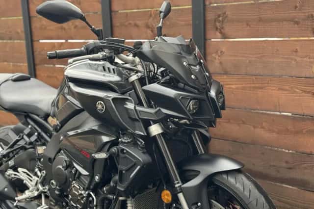 Yamaha MT-10 (2017) thumbnail 6