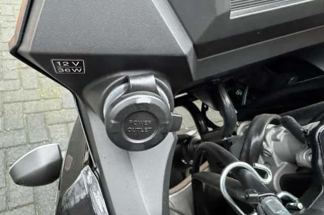 Suzuki DL650 (0) thumbnail 5