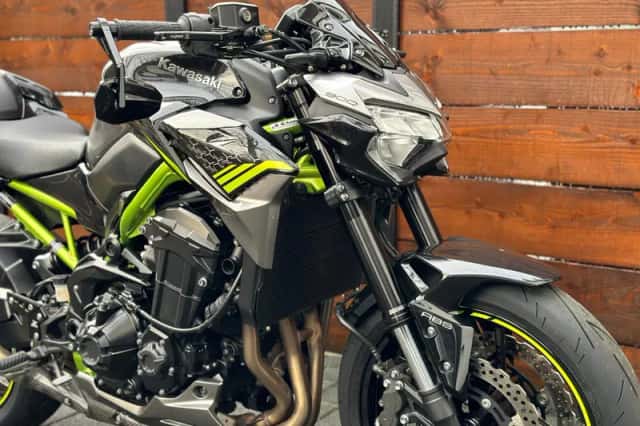 Kawasaki Z900 (0) thumbnail 6