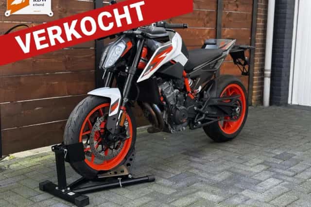 KTM Super Duke 890 (0) thumbnail 1