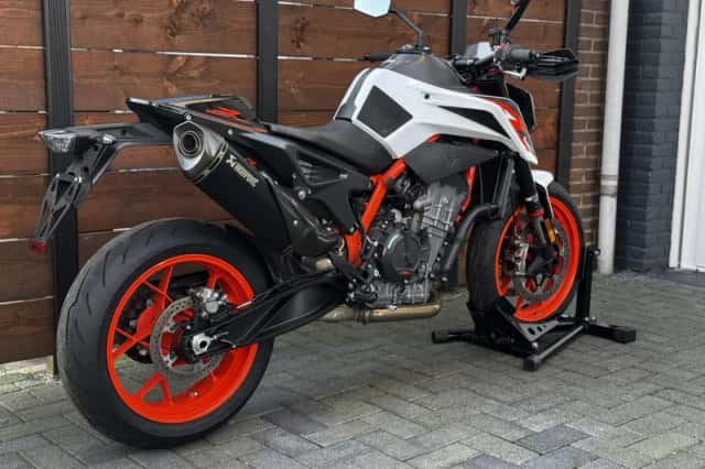 KTM Super Duke 890 (0) thumbnail 4