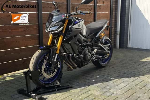 Yamaha MT 09 SP (2019) thumbnail 2