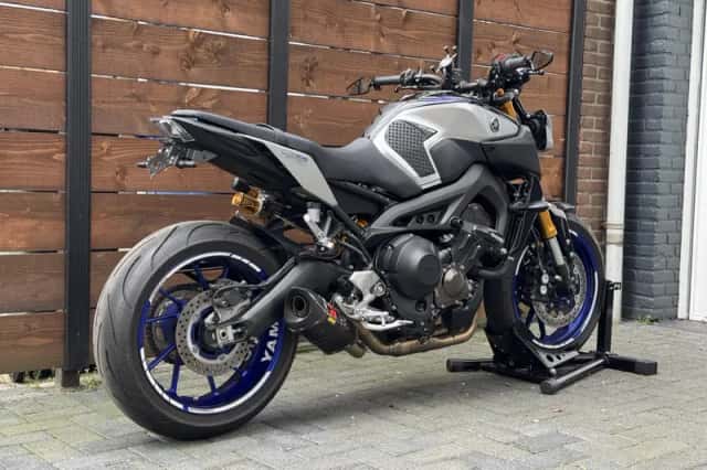 Yamaha MT 09 SP (0) thumbnail 4