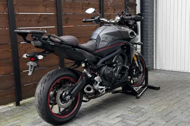 Yamaha Tracer 900 (2015) thumbnail 5