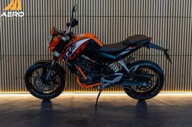 KTM 125 Duke (2015) thumbnail 4