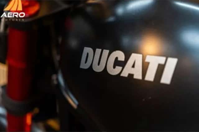 Ducati M 1000 Monster (2004) thumbnail 6