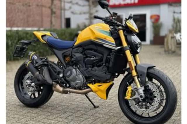 Ducati Monster Senna (2025) thumbnail 3