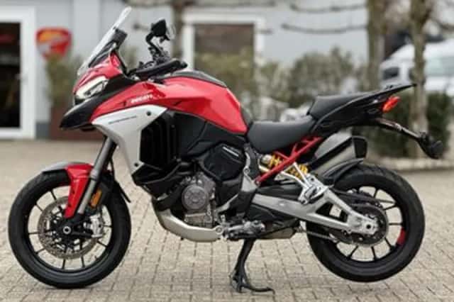 Ducati Multistrada V4 (2021) thumbnail 3
