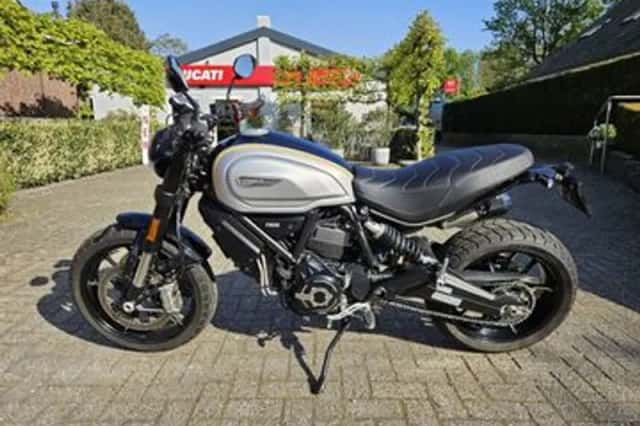 Ducati SCRAMBLER 1100 PRO (2021) thumbnail 2