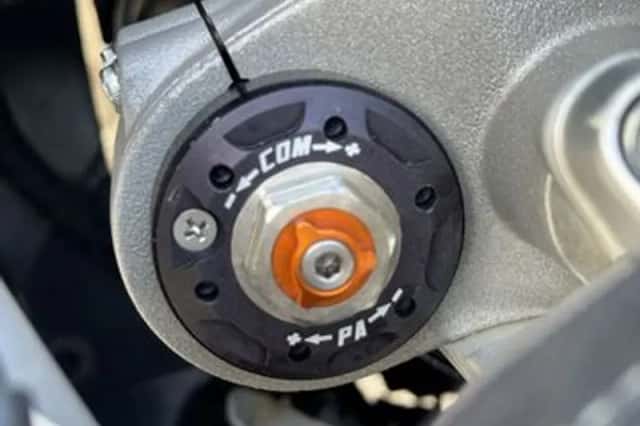 Ducati Desert X White (2023) thumbnail 6