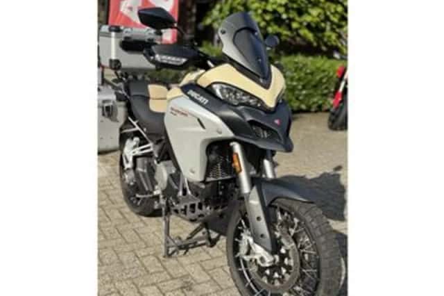 Ducati Multistrada 1260 ENDURO SAND (2019) thumbnail 4