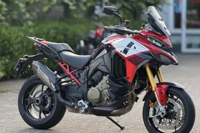 Ducati Multistrada V4 Pikes Peak (2022) thumbnail 3