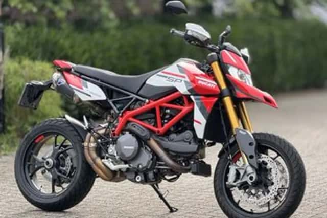 Ducati Hypermotard 950 SP (2022) thumbnail 3