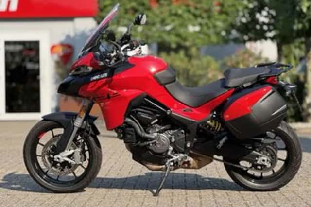 Ducati Multistrada V2 S (2024) thumbnail 2