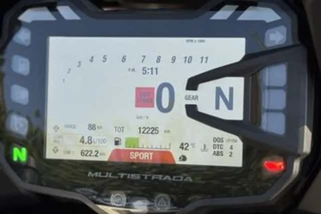 Ducati Multistrada V2 S (2024) thumbnail 4