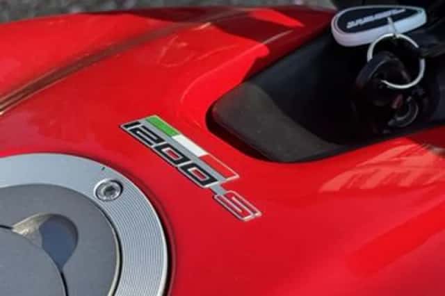 Ducati Monster 1200 S (2016) thumbnail 5