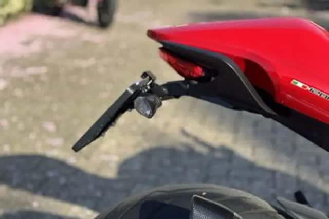 Ducati Monster 1200 S (2016) thumbnail 6