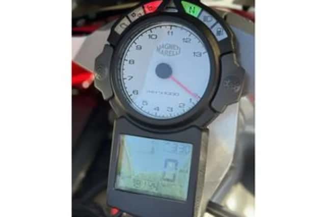 Ducati 999 (2005) thumbnail 3