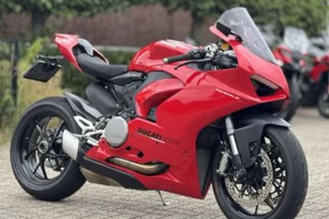 Ducati Panigale V2 (2020) thumbnail 4