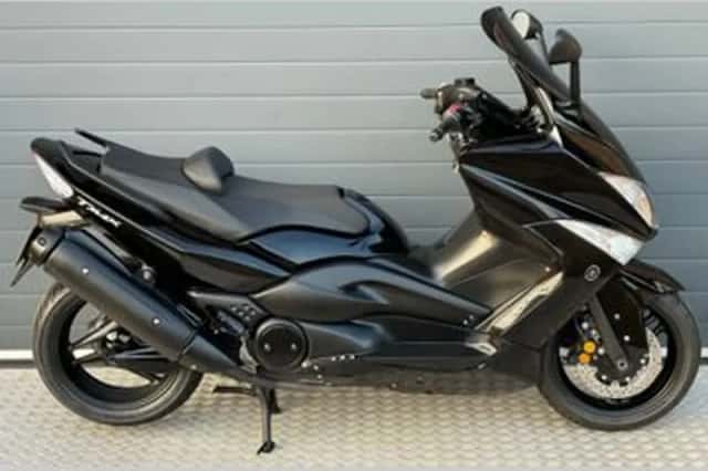 Yamaha Tmax (2009) thumbnail 1